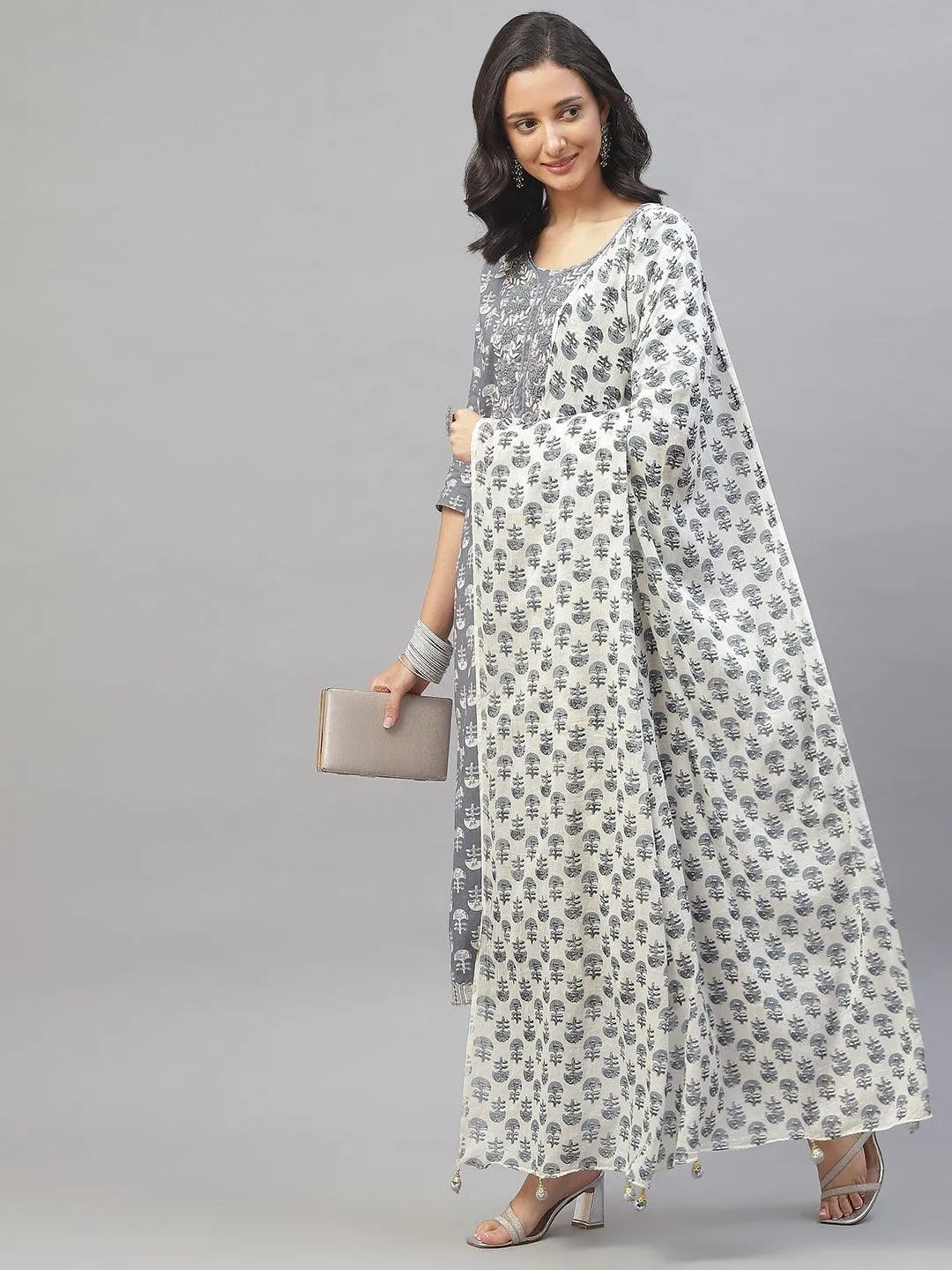Grey And White Floral Printed Kurta Pant Set With Dupatta