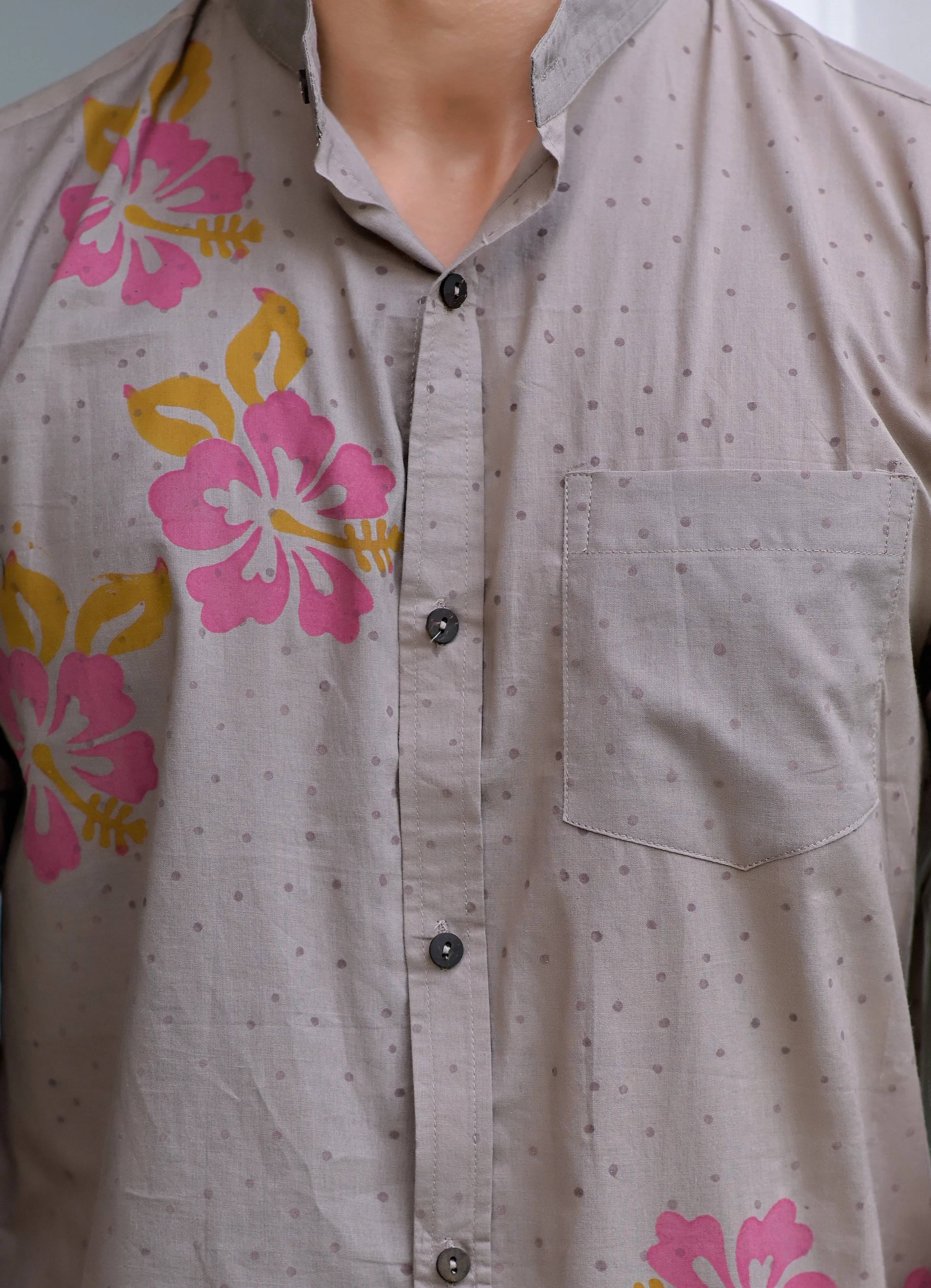 Men Floral Printed Spread Collar Cotton Shirt