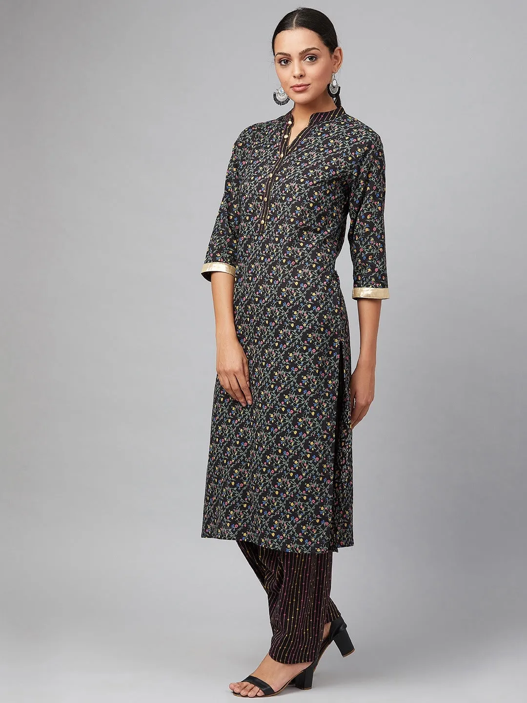 Women Black & Green Printed Kurta With Salwar